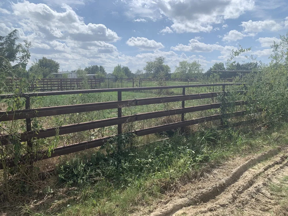 2165 County Road 3304 Greenville, TX 75402