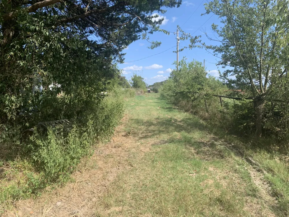 2165 County Road 3304 Greenville, TX 75402