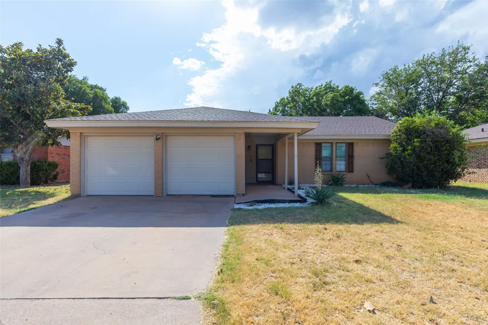 2250 Shere Lynne Drive Abilene, TX 79606