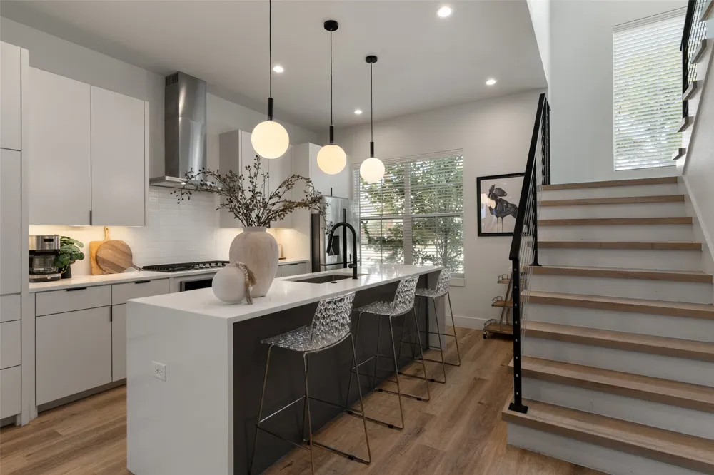 2513 Winnetka Avenue Dallas, TX 75212
