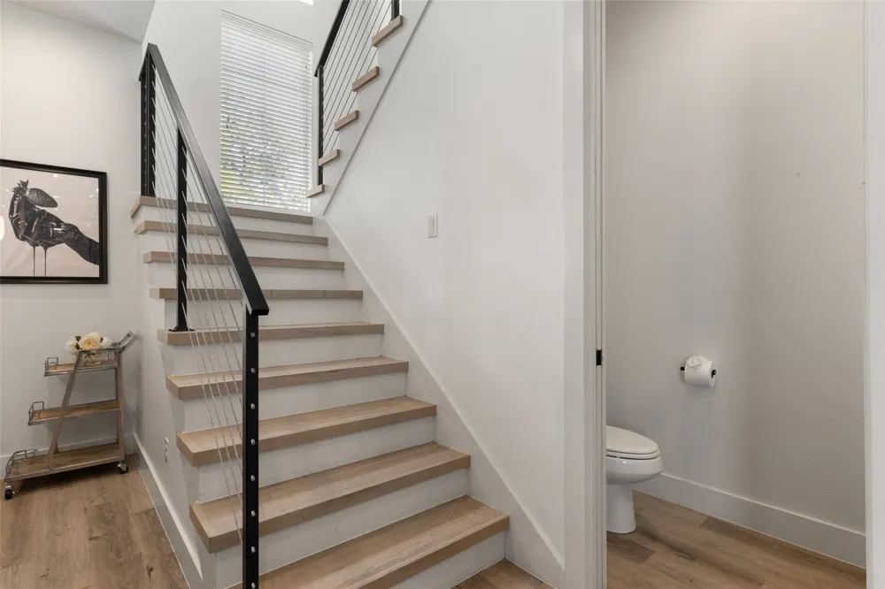 2513 Winnetka Avenue Dallas, TX 75212