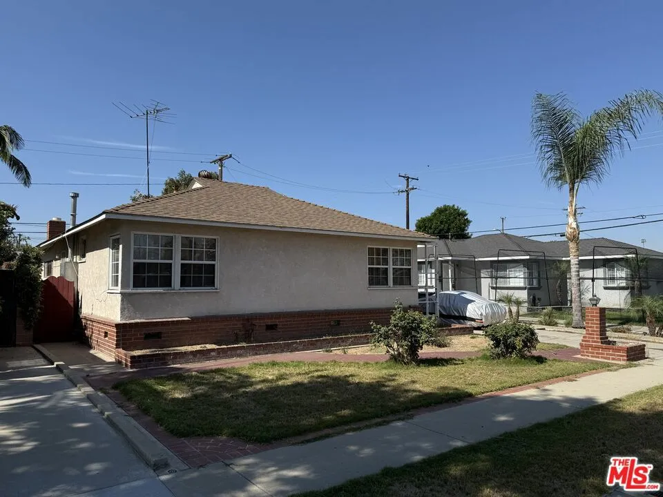 11308 Maxine Street Santa Fe Springs, CA 90670