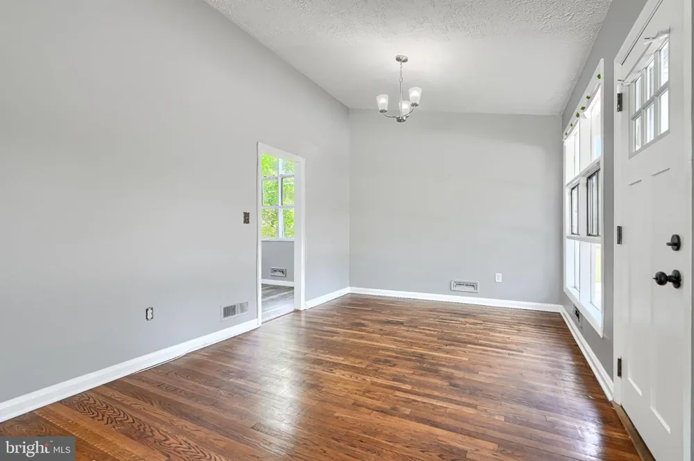 6901 CHIPPEWA DRIVE Baltimore, MD 21209