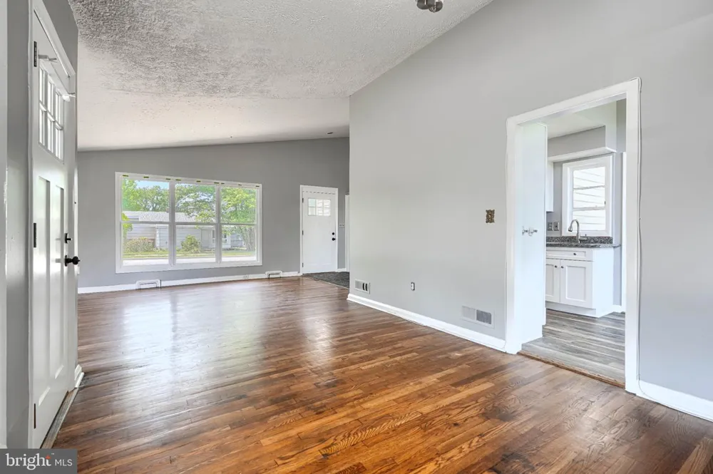 6901 CHIPPEWA DRIVE Baltimore, MD 21209