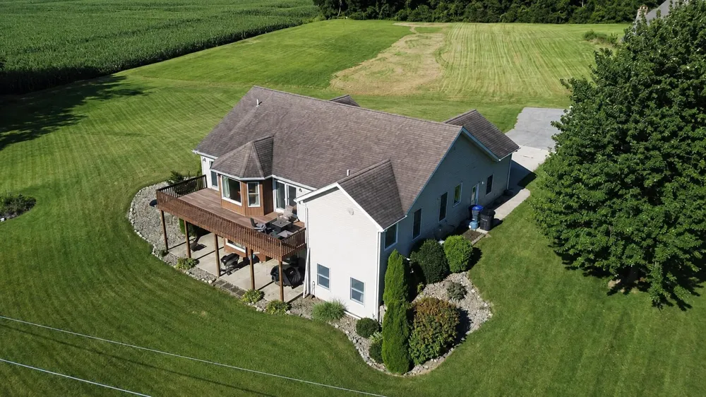 707 Tulip Drive Three Oaks, MI 49128