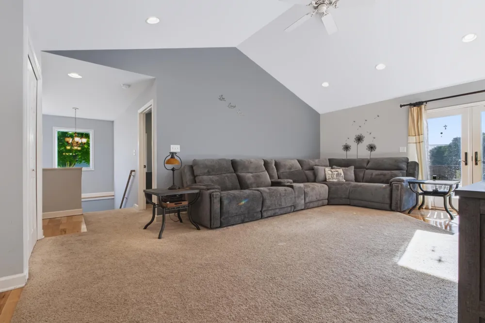 707 Tulip Drive Three Oaks, MI 49128