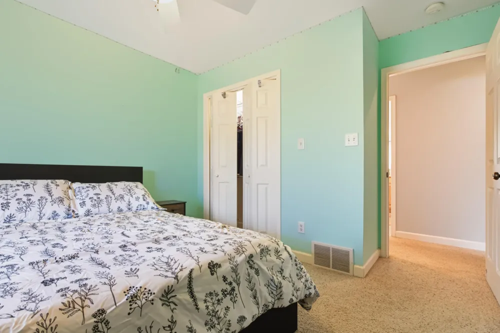 707 Tulip Drive Three Oaks, MI 49128