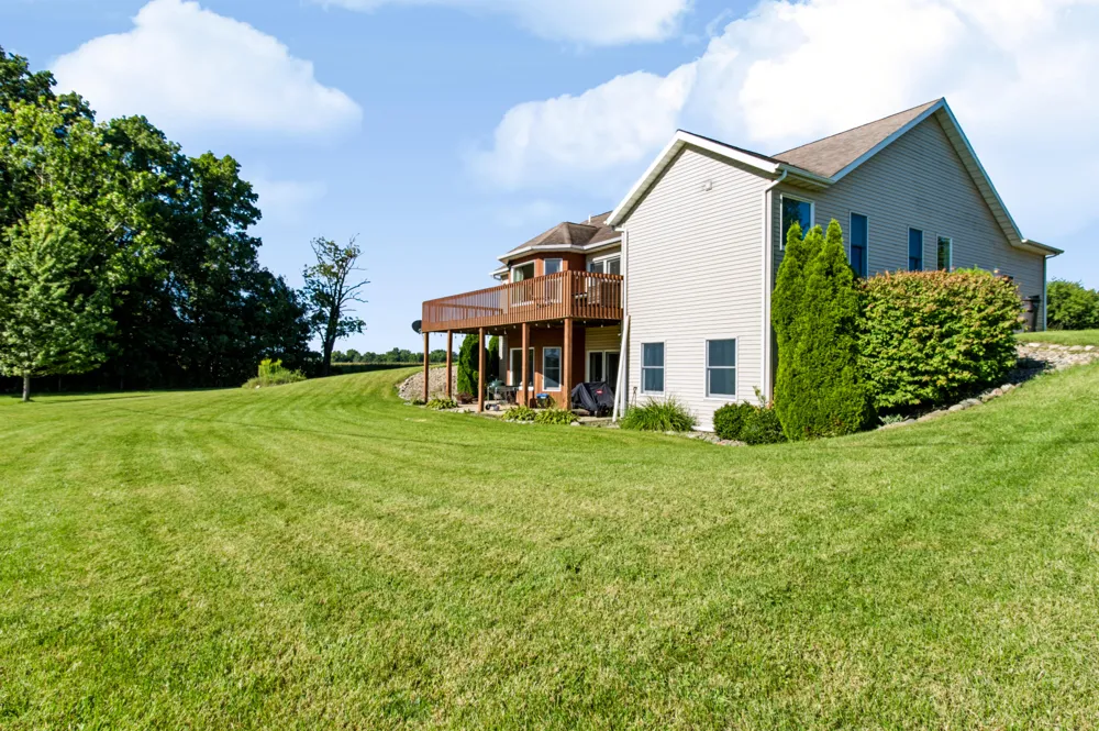 707 Tulip Drive Three Oaks, MI 49128