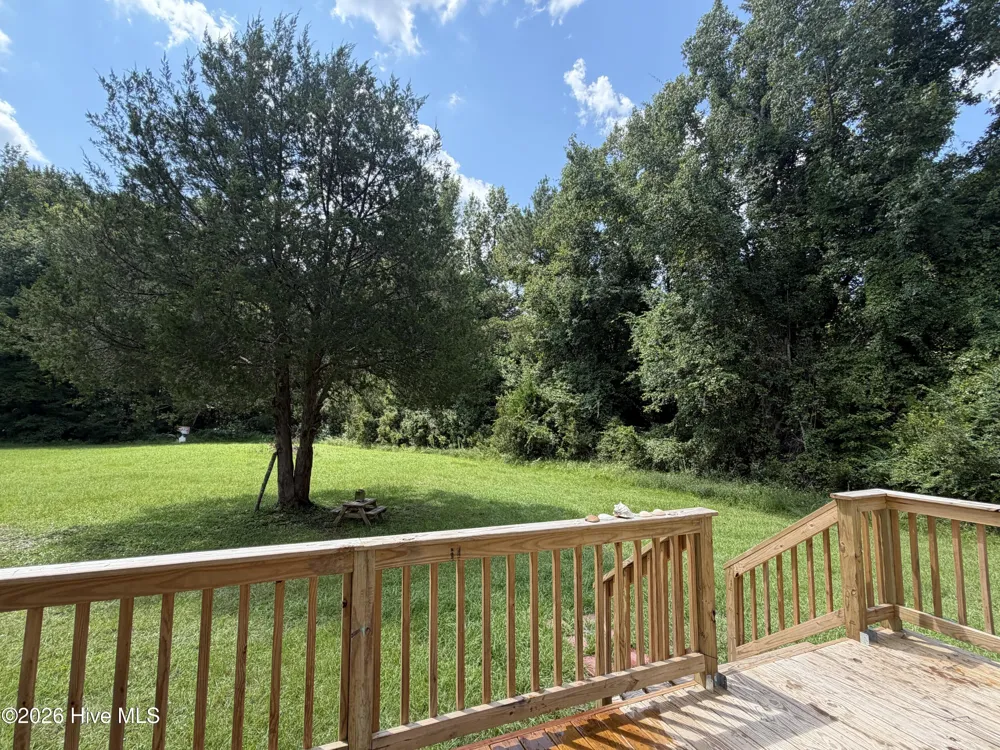 9626 Nc Highway 50 Maple Hill, NC 28454
