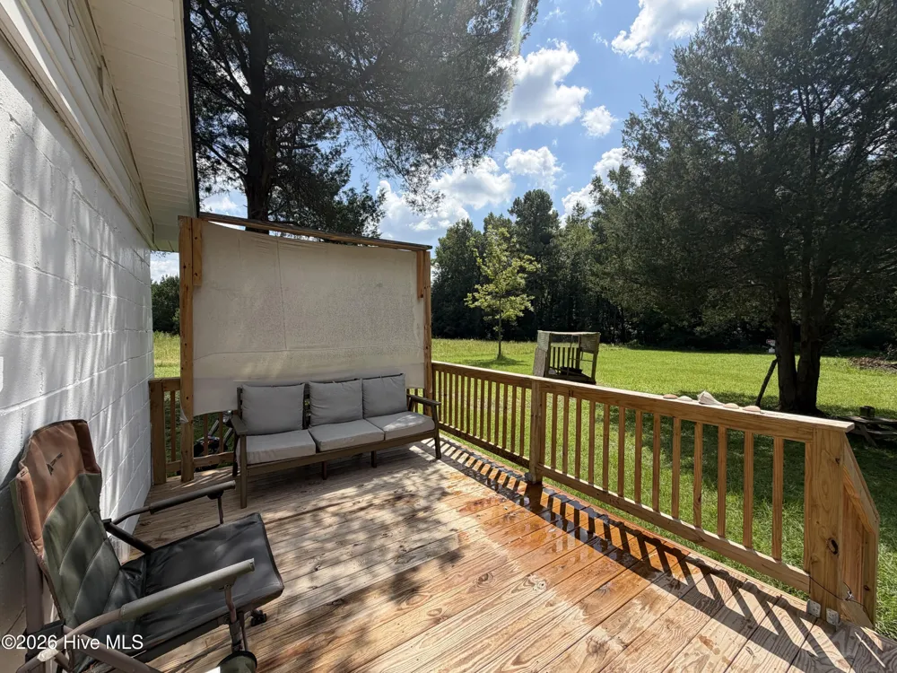 9626 Nc Highway 50 Maple Hill, NC 28454