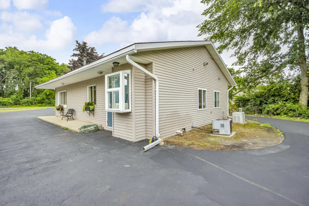 7394 Moscow Road Horton, MI 49246