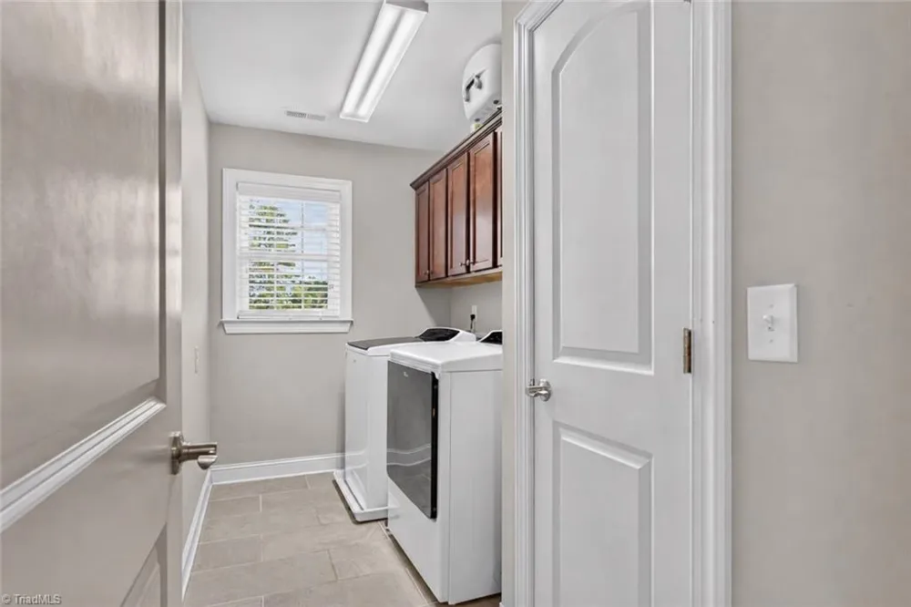 1110 Old Stone Lane Kernersville, NC 27284