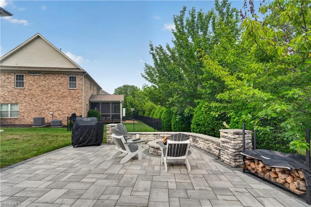 1110 Old Stone Lane Kernersville, NC 27284
