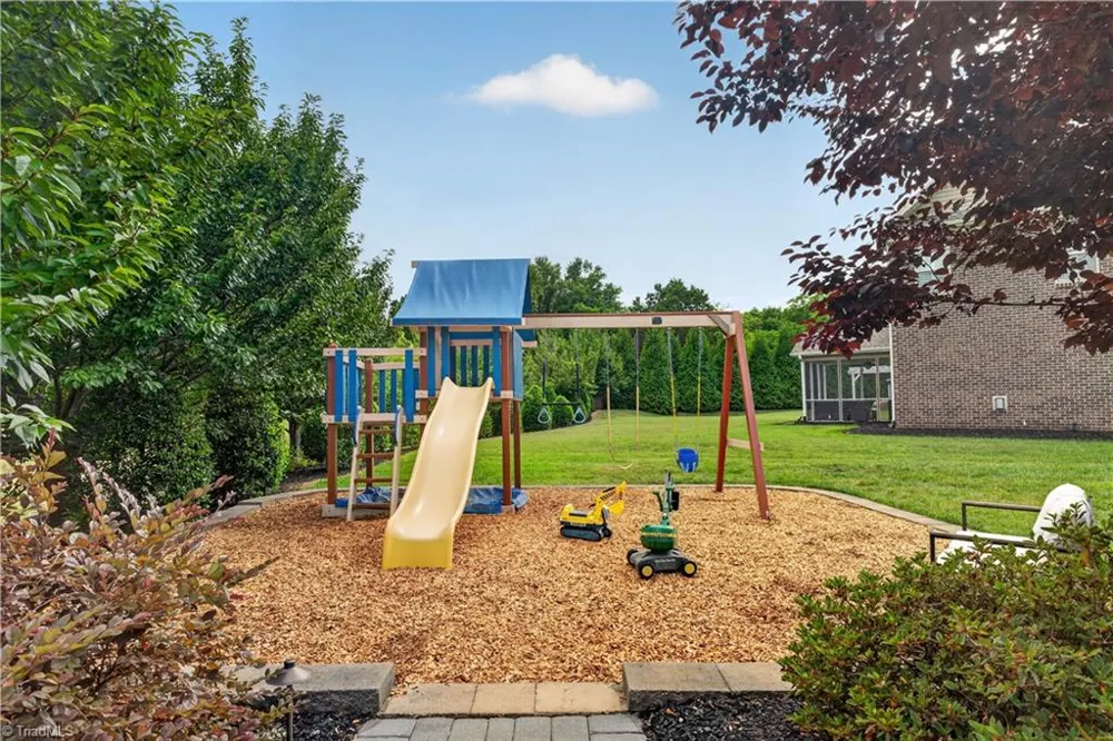1110 Old Stone Lane Kernersville, NC 27284