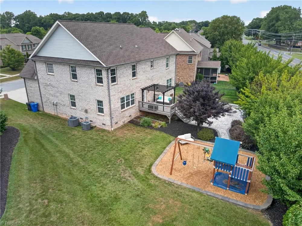 1110 Old Stone Lane Kernersville, NC 27284