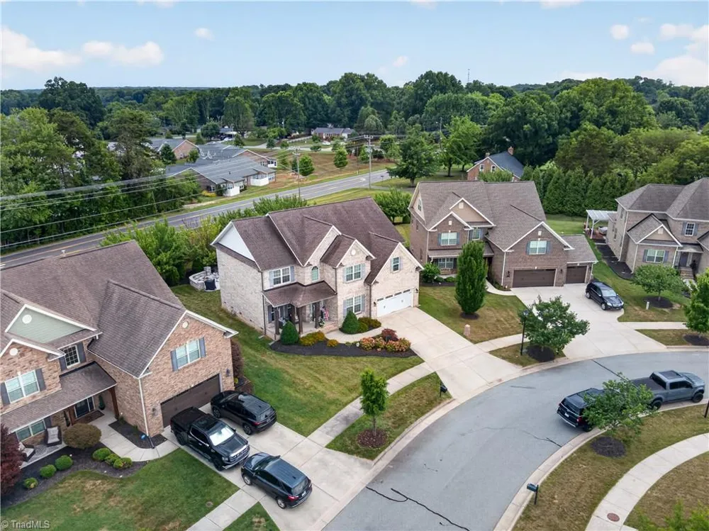 1110 Old Stone Lane Kernersville, NC 27284