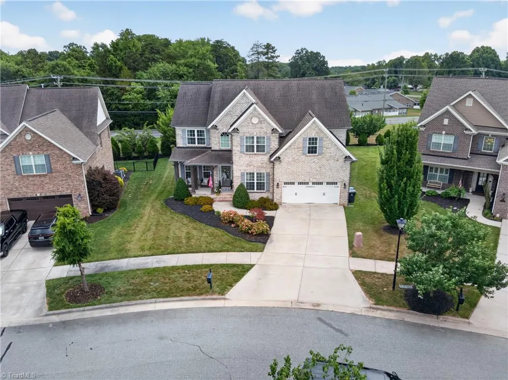 1110 Old Stone Lane Kernersville, NC 27284