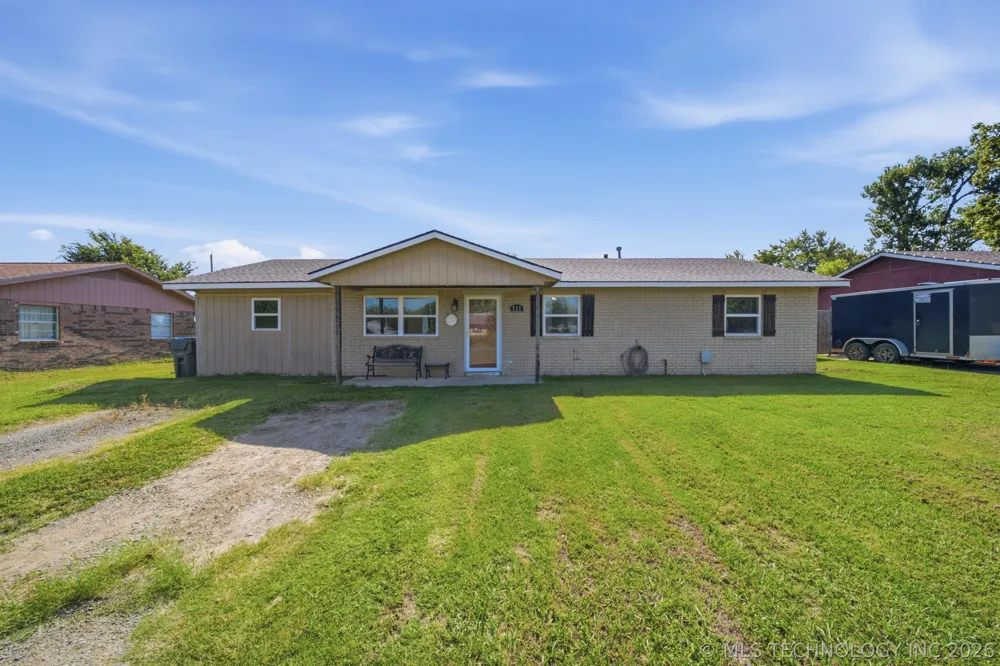 111 S 6th Street Morris, OK 74445