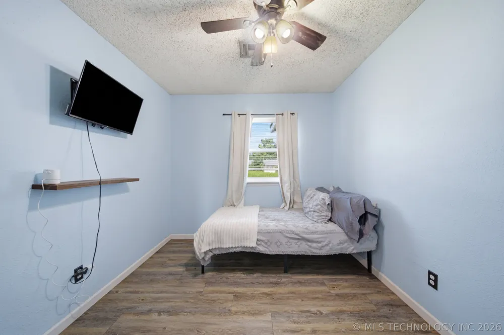 111 S 6th Street Morris, OK 74445