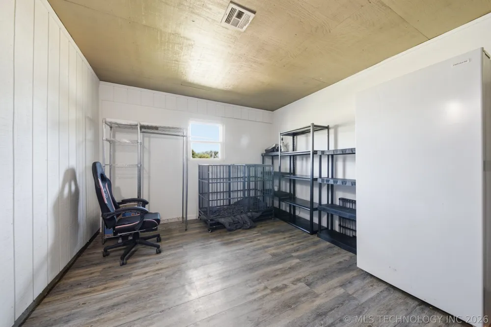 111 S 6th Street Morris, OK 74445