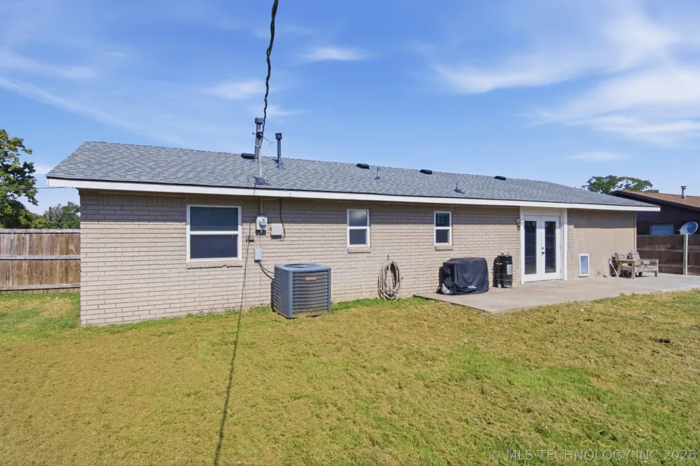 111 S 6th Street Morris, OK 74445