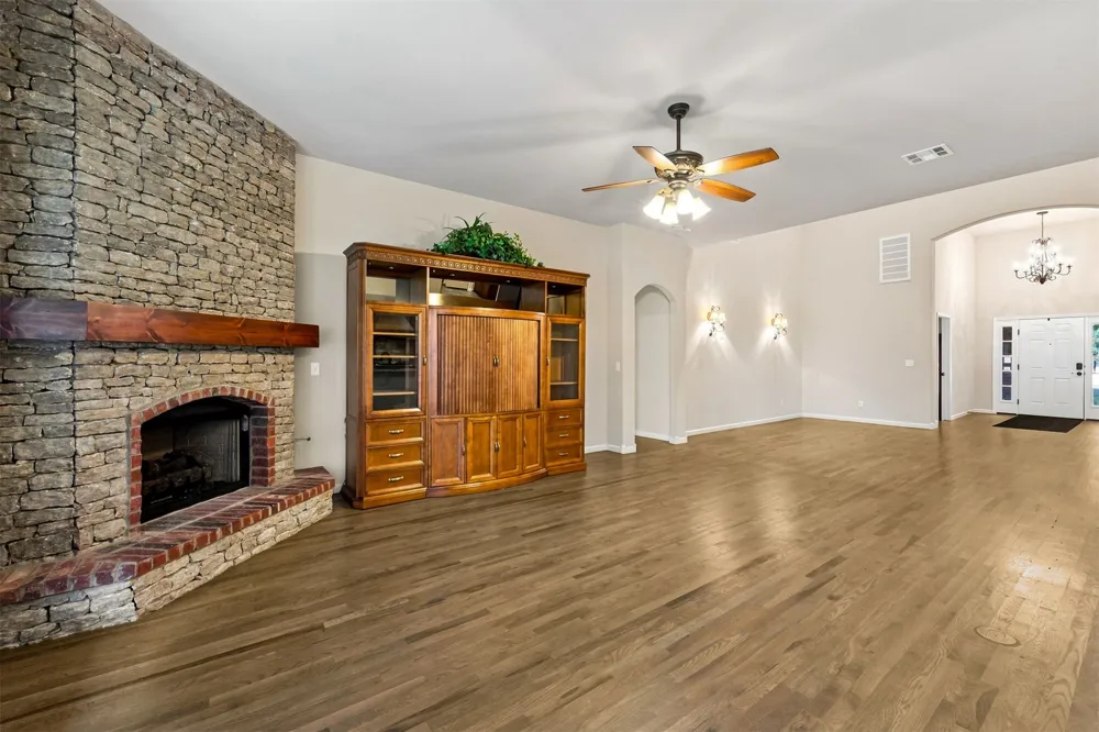 14157 E 580 ROAD Inola, OK 74036