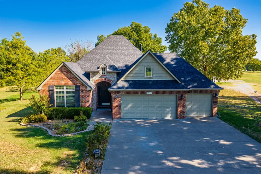 14157 E 580 ROAD Inola, OK 74036