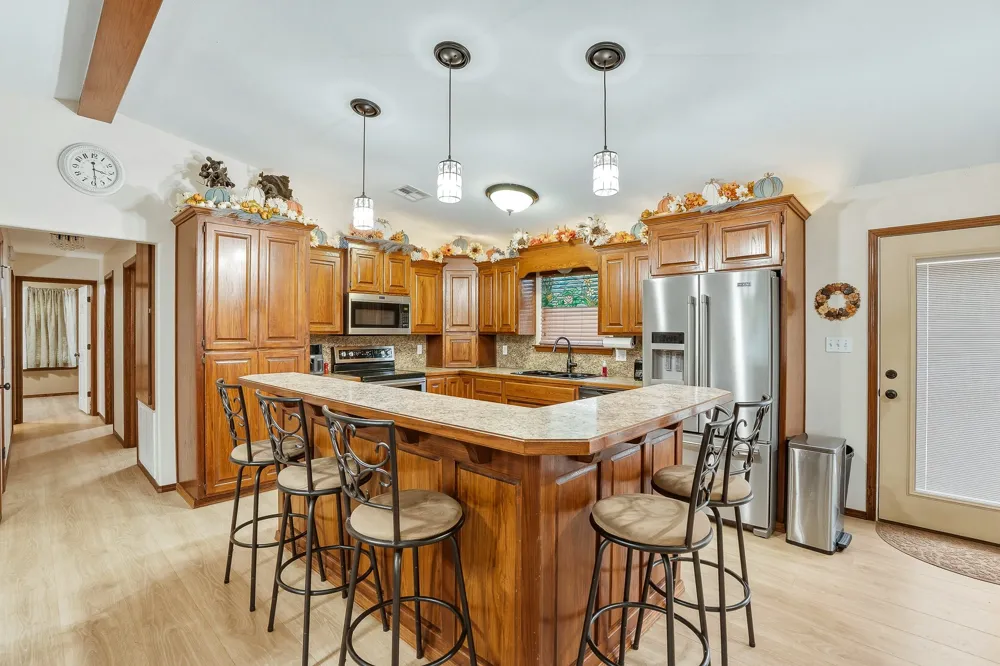 9300 County Road 3500 Ada, OK 74820