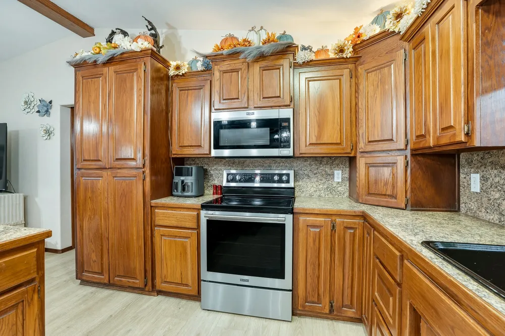 9300 County Road 3500 Ada, OK 74820