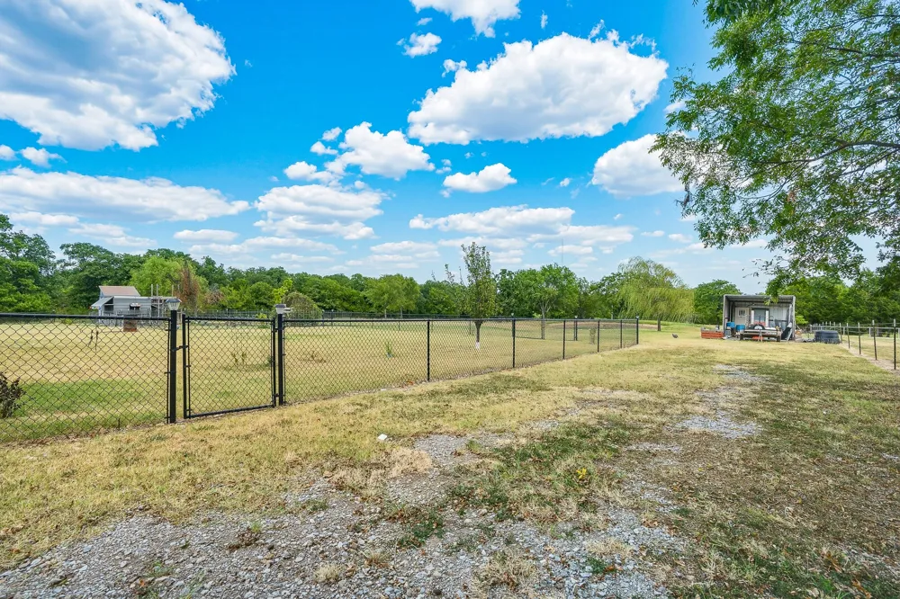 9300 County Road 3500 Ada, OK 74820