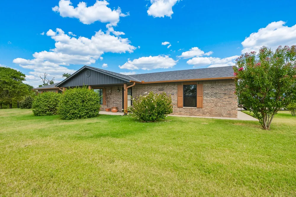 9300 County Road 3500 Ada, OK 74820