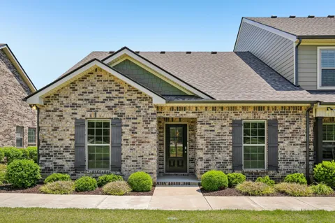 5624 Maples Retreat Dr