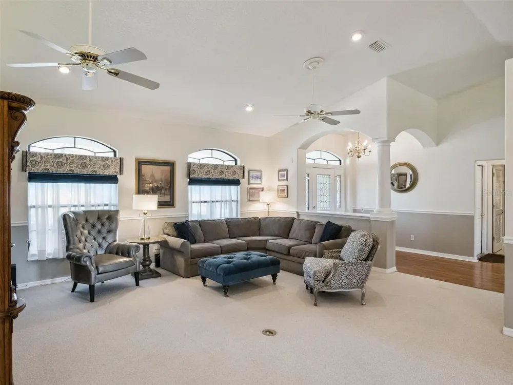 21824 TARTAN STREET Leesburg, FL 34748
