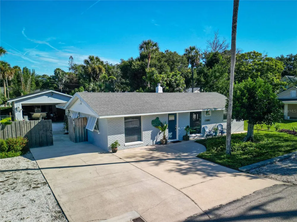 125 DIXWOOD AVENUE Edgewater, FL 32132
