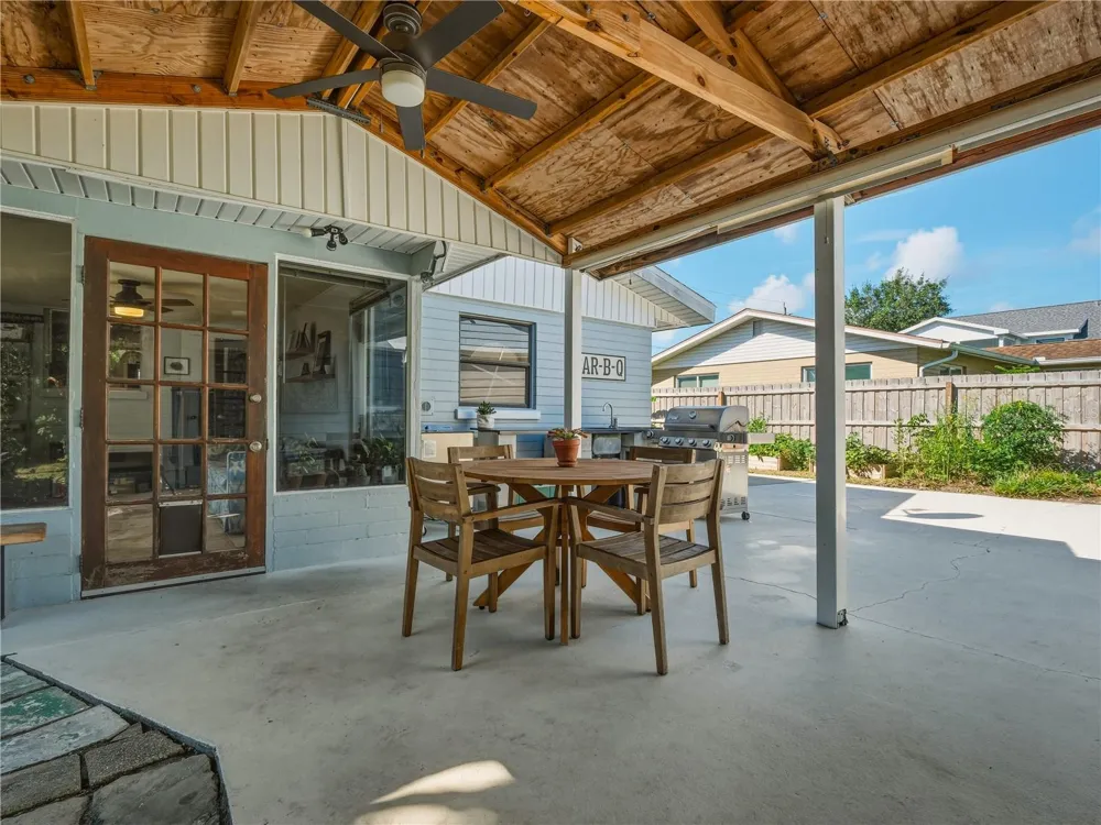 125 DIXWOOD AVENUE Edgewater, FL 32132