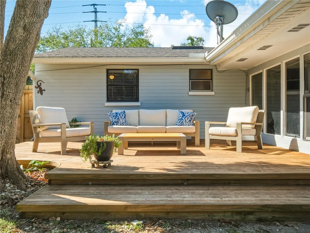 125 DIXWOOD AVENUE Edgewater, FL 32132
