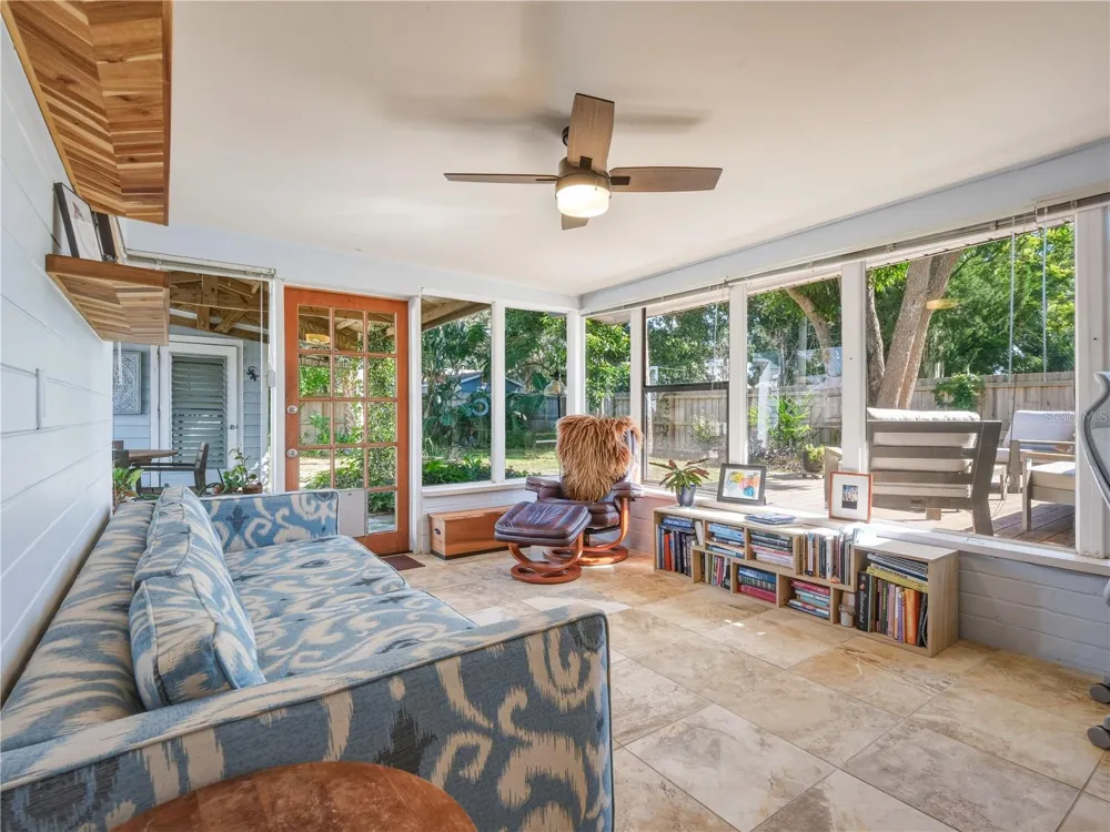 125 DIXWOOD AVENUE Edgewater, FL 32132