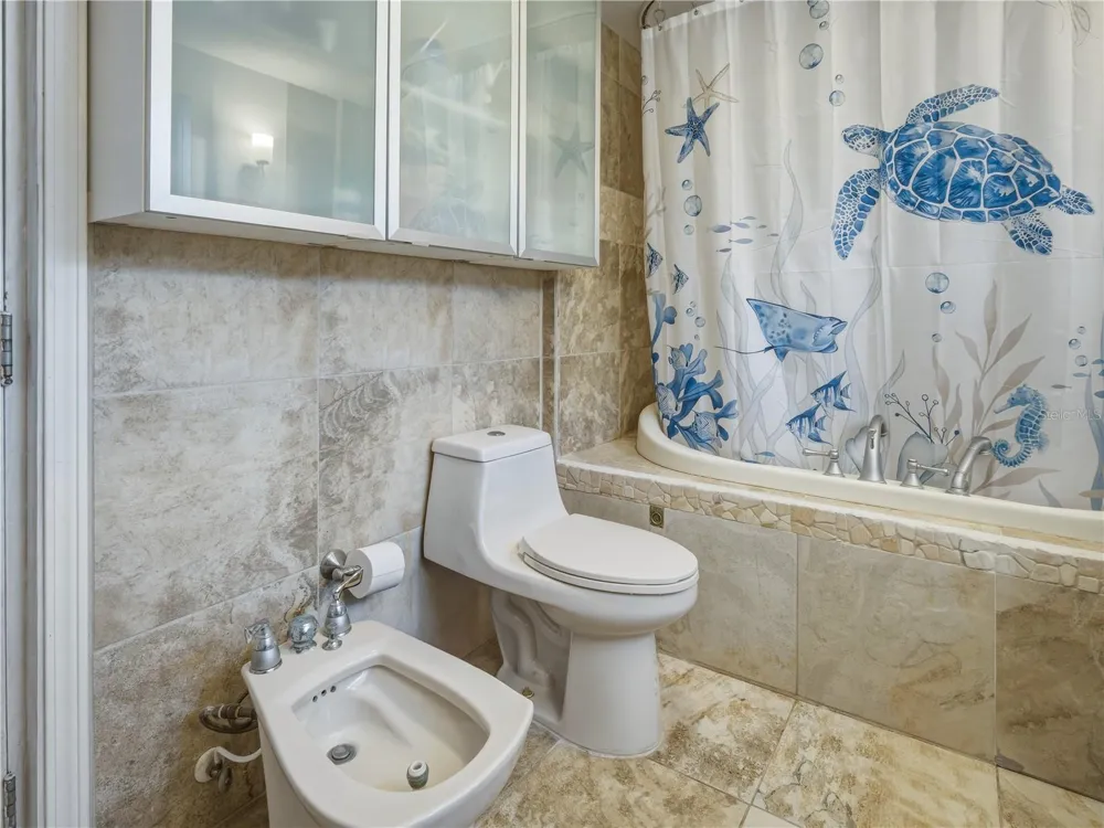 125 DIXWOOD AVENUE Edgewater, FL 32132