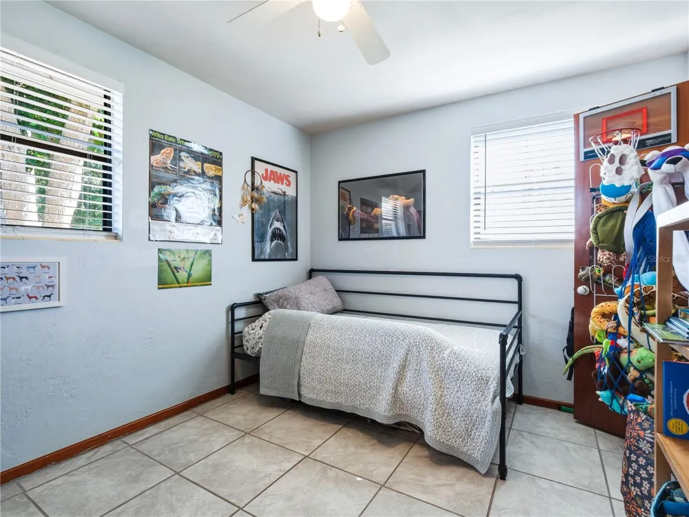 125 DIXWOOD AVENUE Edgewater, FL 32132