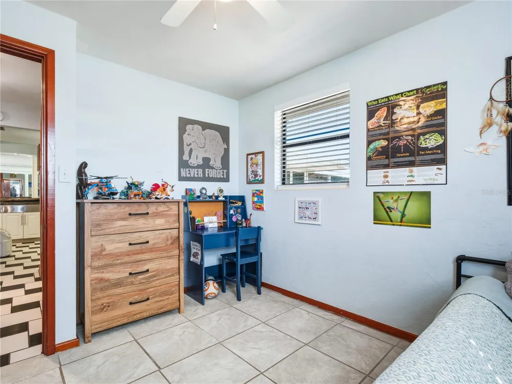 125 DIXWOOD AVENUE Edgewater, FL 32132
