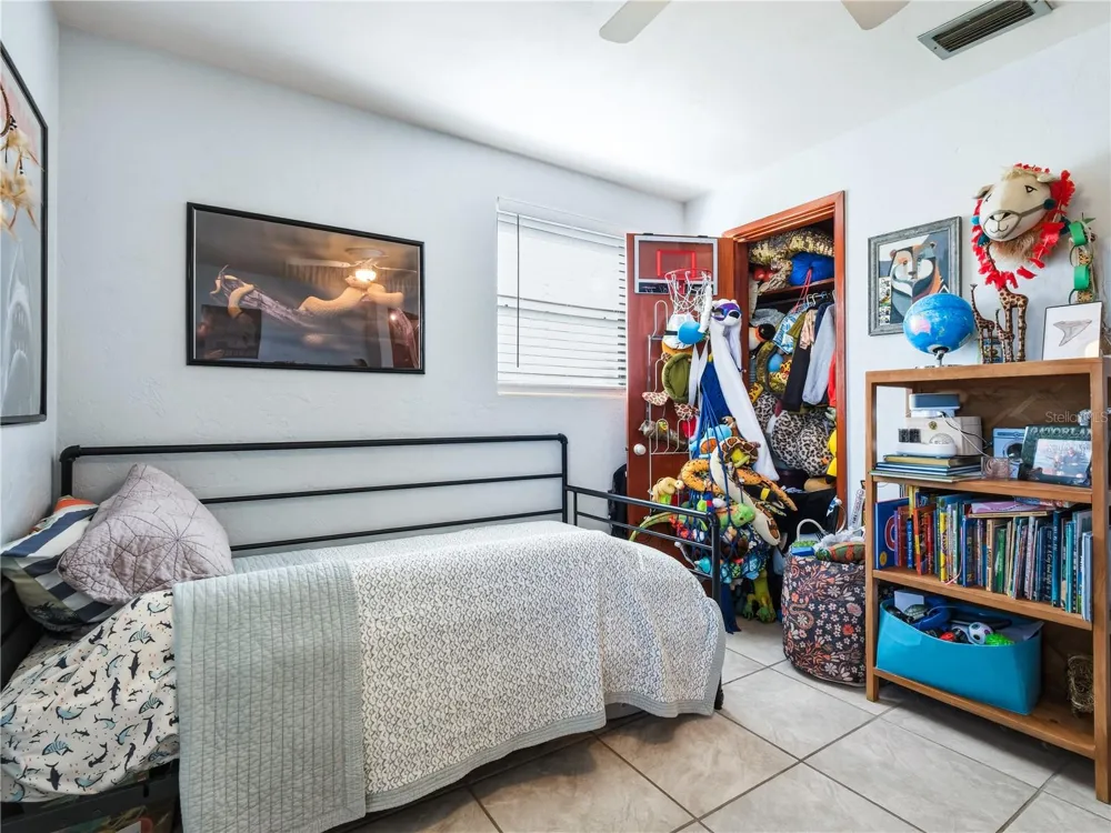 125 DIXWOOD AVENUE Edgewater, FL 32132