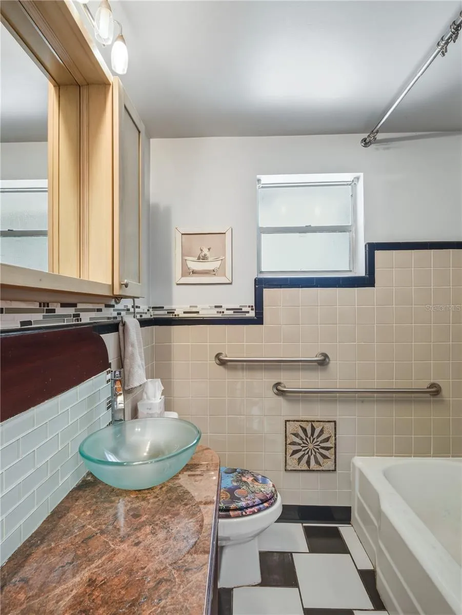 125 DIXWOOD AVENUE Edgewater, FL 32132