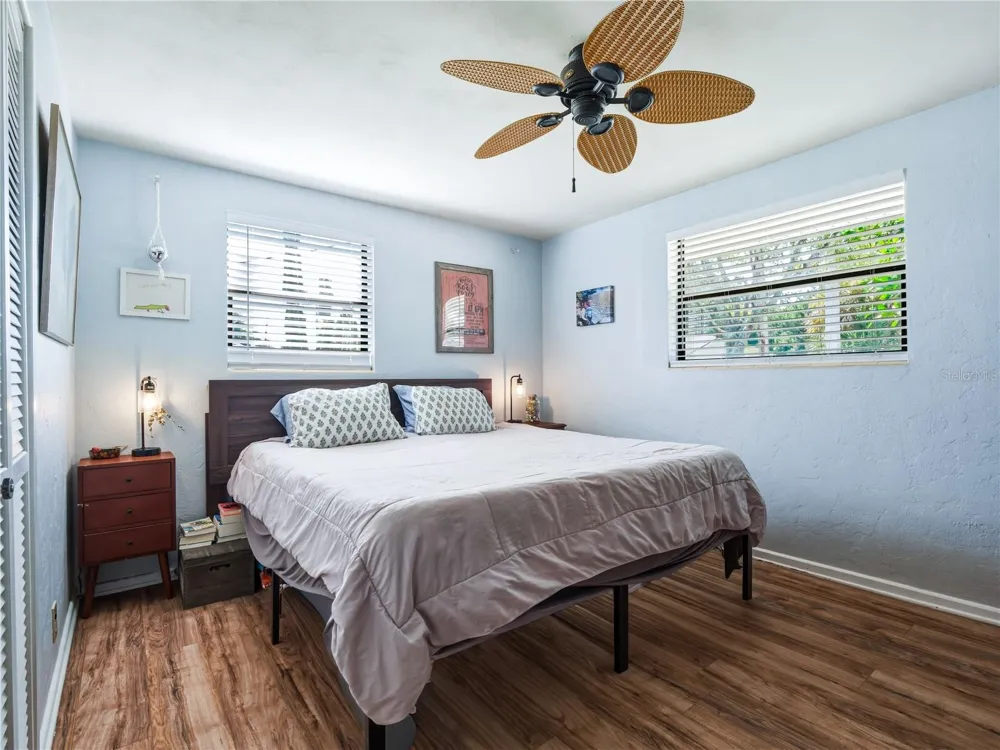 125 DIXWOOD AVENUE Edgewater, FL 32132