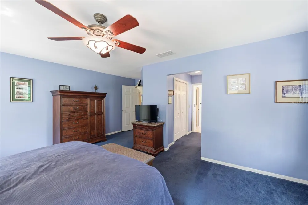 215 SW 136TH STREET Newberry, FL 32669
