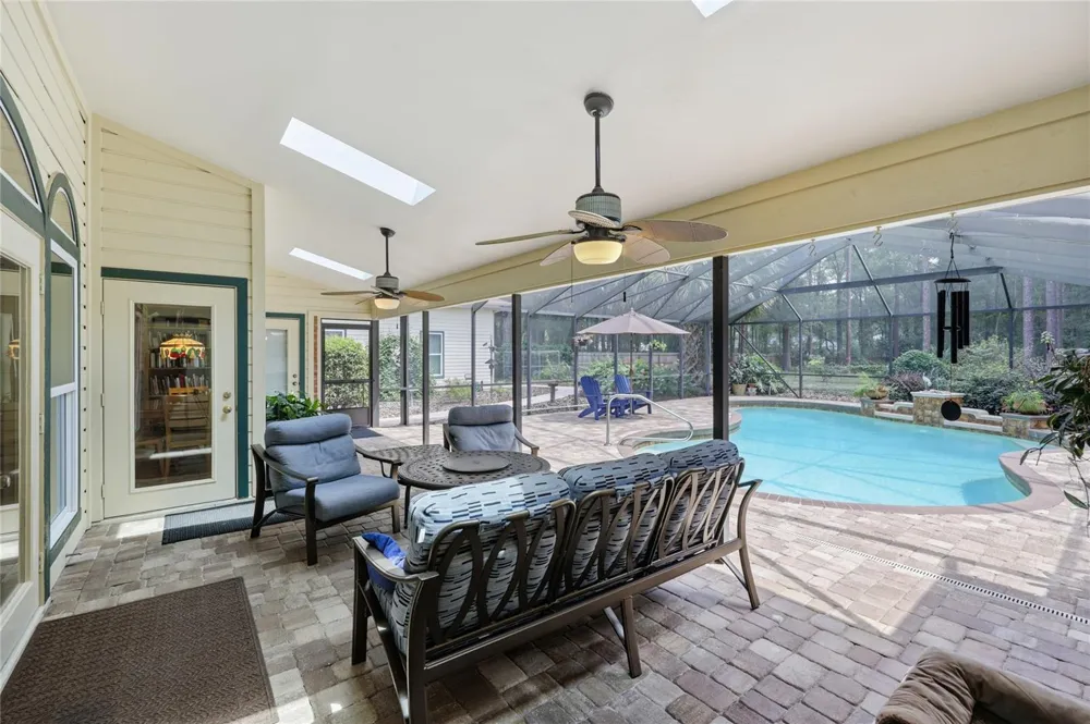 215 SW 136TH STREET Newberry, FL 32669