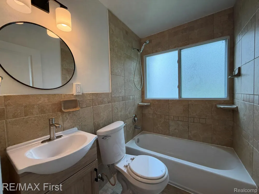 22921 Gaukler Street St Clair Shores City, MI 48080