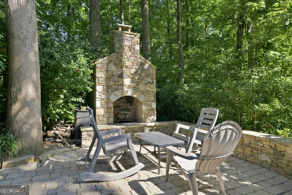 4805 Thornwood Drive DR NW Acworth, GA 30102