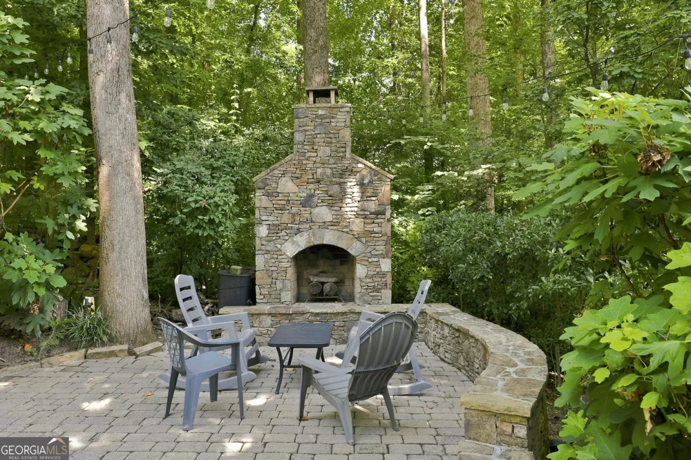 4805 Thornwood Drive DR NW Acworth, GA 30102