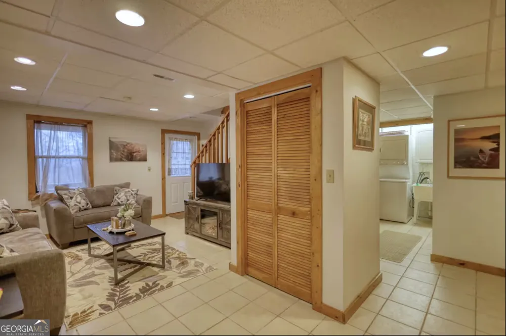 2531 Hunter RD Hiawassee, GA 30546
