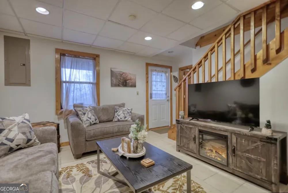 2531 Hunter RD Hiawassee, GA 30546
